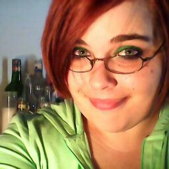 Meet your Posher, Hali - Picture 1 of 1